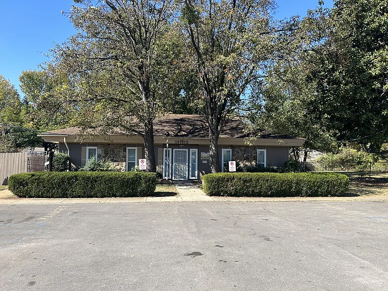 3813 Triana Blvd SW #201-E — Photo 9