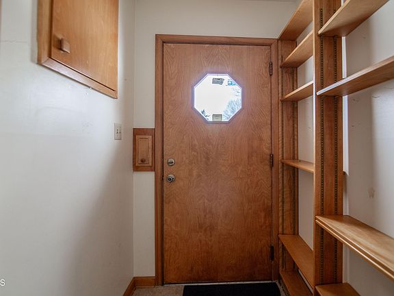 5th image of 421 N 14th St