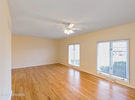 2nd image of 851 E 193rd Pl
