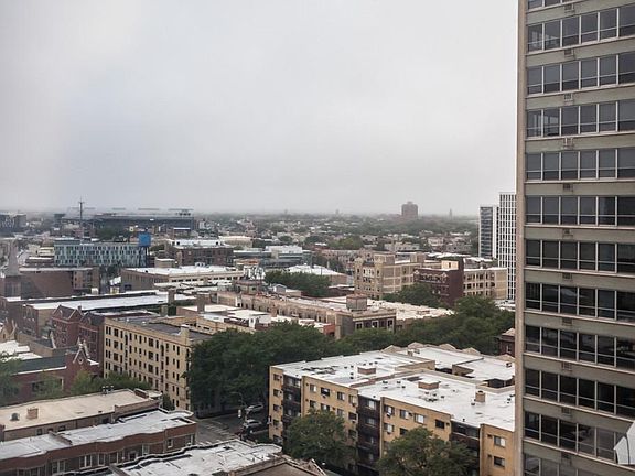 5th image of 3550 N Lake Shore Dr APT 617