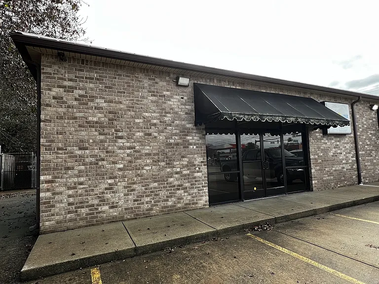 10364 Old Nashville Hwy #100 — Photo 2