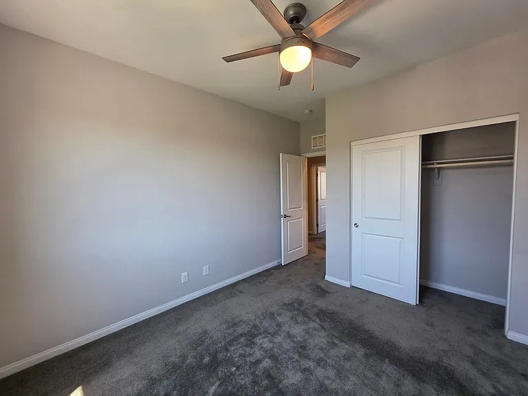 9852 Fisher Bay Ct — Photo 28