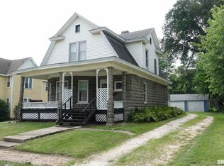 403 S Main St, Abingdon, IL 61410