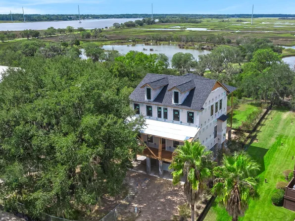 378 Mutual Dr, Charleston, SC 29414