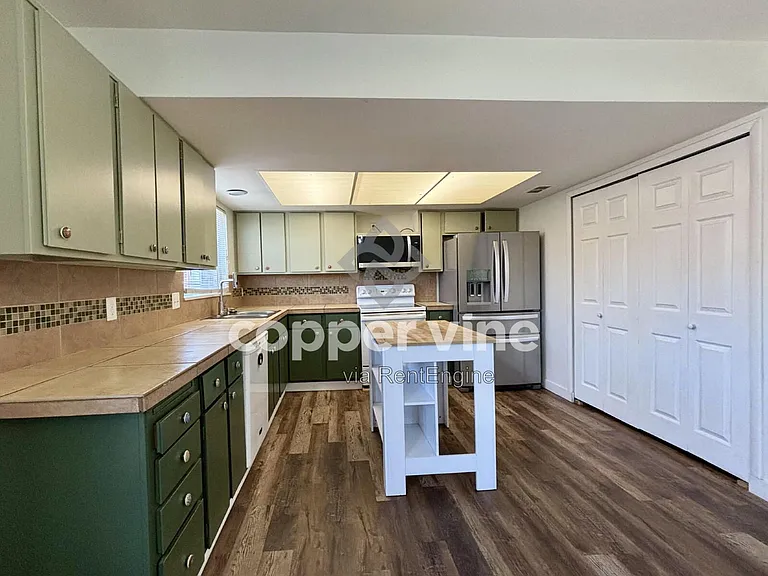 8748 Mariposa St — Photo 5