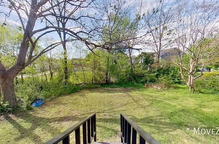 1710 Oakwood Ave — Photo 9