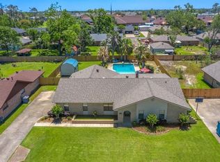 1519 N Greenfield Cir, Lake charles, LA 70605