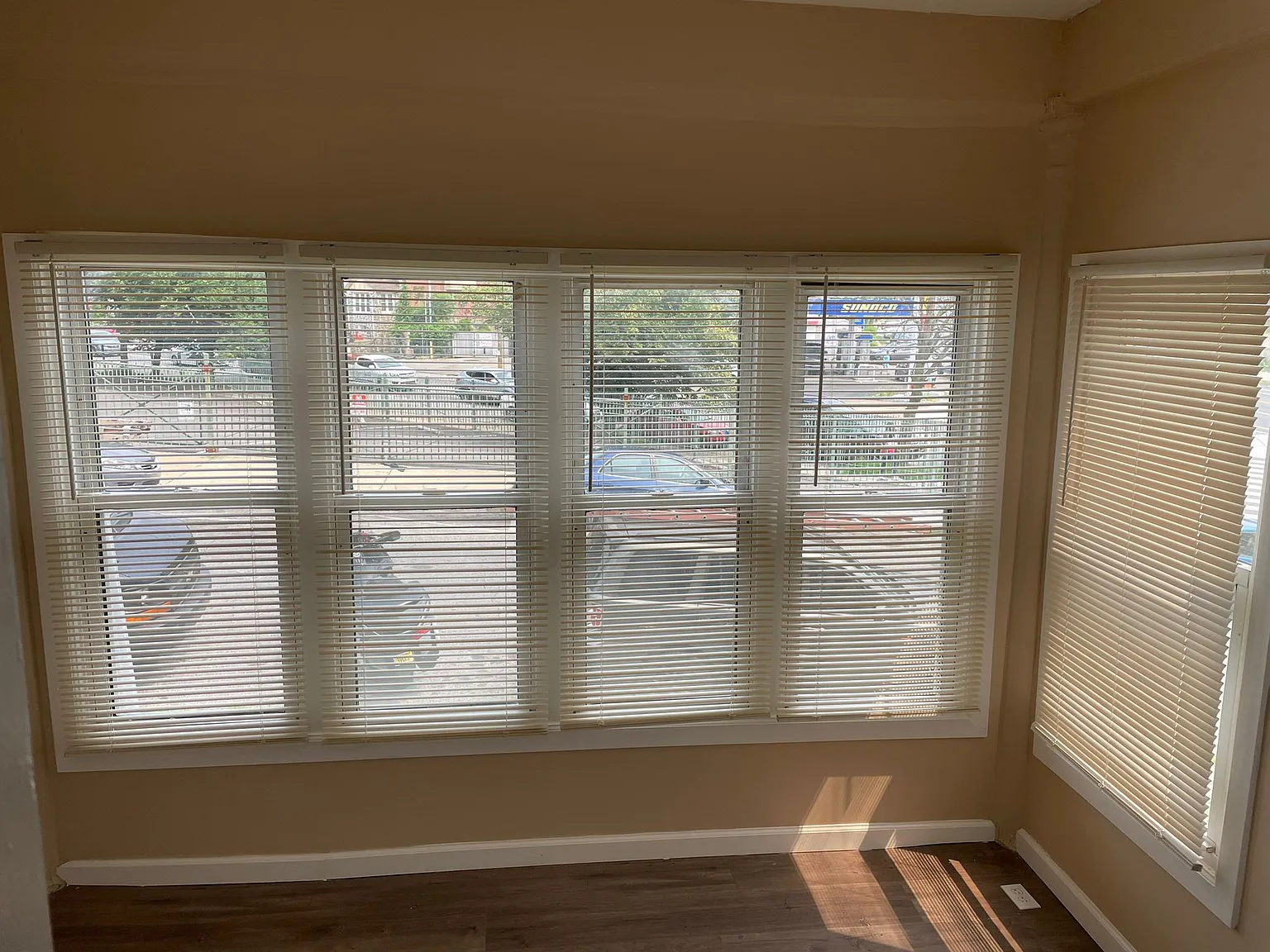 1810 West Ruscomb Street Apt#1 - 1FL — Photo 3