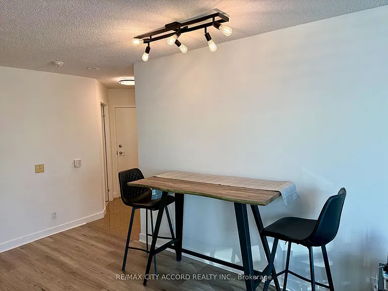 361 Front St W #2102 — Photo 10