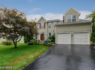 17359 Arrowood Pl, Round Hill, VA