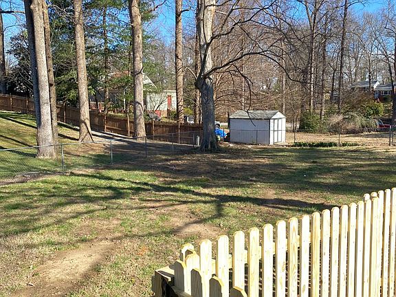 2nd image of 7375 Walnut Grove Dr