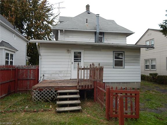 4th image of 222 Spruce St