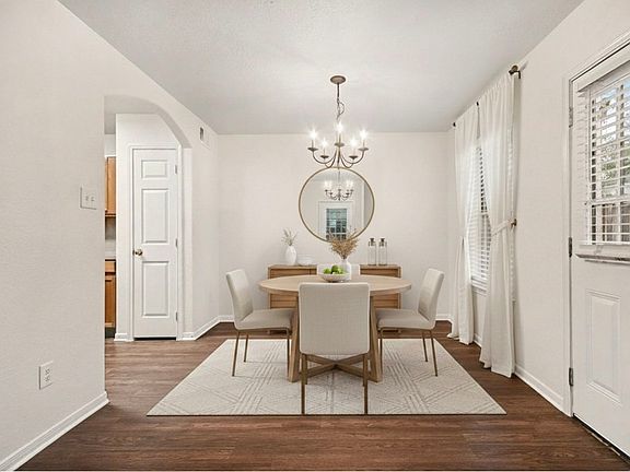 5th image of 10227 Rolleston Ln