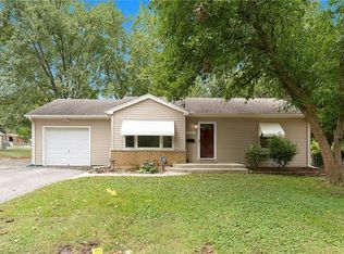 10601 E Sheley Rd, Independence, MO 64052