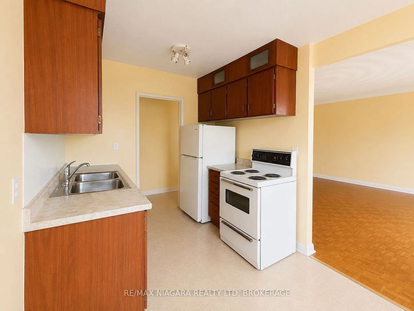 1 bed, $1,895 — Photo 3