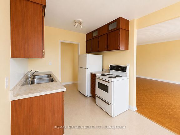 3rd image of 99 Church St #309