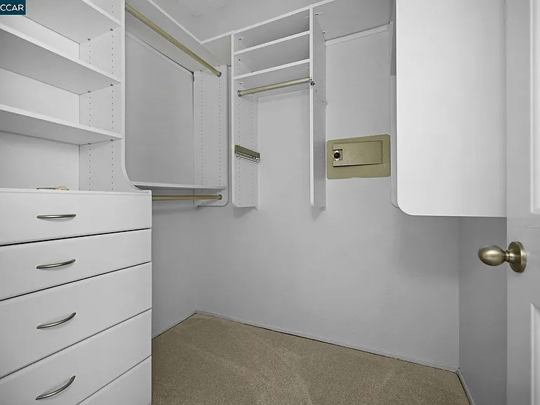 5012 Lakeview Dr #201 — Photo 22