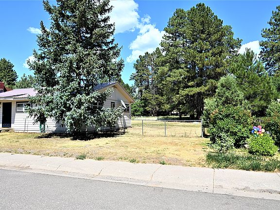 2nd image of 698 Cedar Ave
