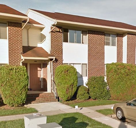 1307 Bradley Ct