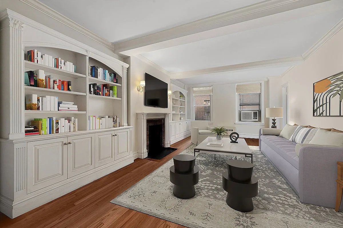 434 E 52nd St APT 2D photo 1