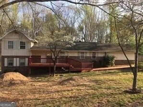 2782 Centerville Rosebud Rd, Snellville, GA 30039