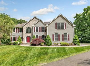 900 Beaver Dam Rd, Stratford, CT 06614