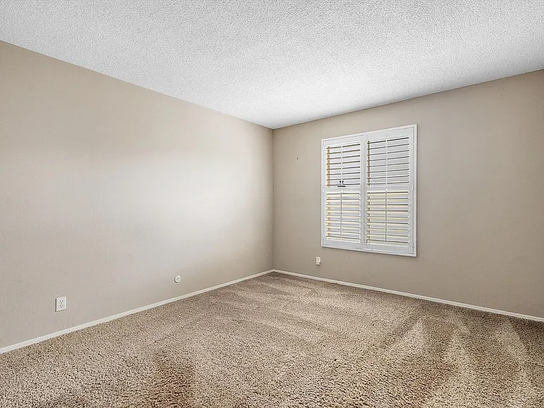960 Shorepoint Ct #205 — Photo 15