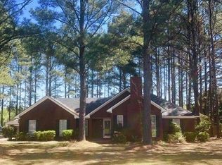 2536 Westover Dr, Statesboro, GA 30458