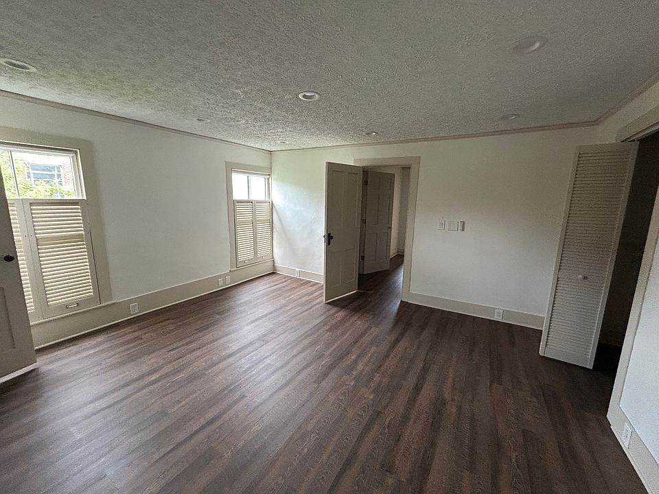Bedroom with Closets