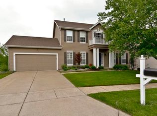 415 Leicester Square Dr, Ballwin, MO 63021