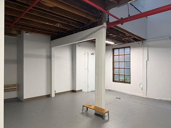 2nd image of 4001 San Leandro St APT 31