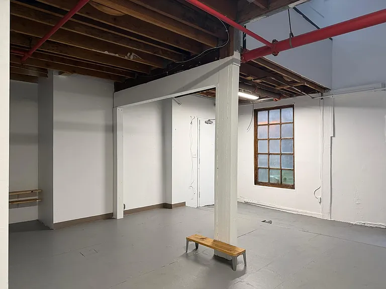 4001 San Leandro St #31 — Photo 3