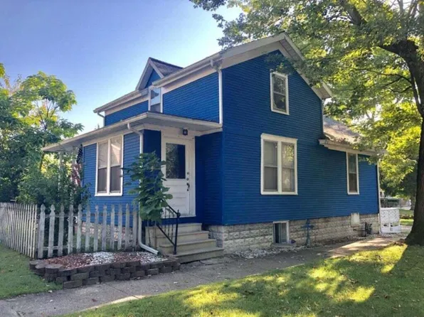 911 Jones St, Saint Joseph, MI 49085
