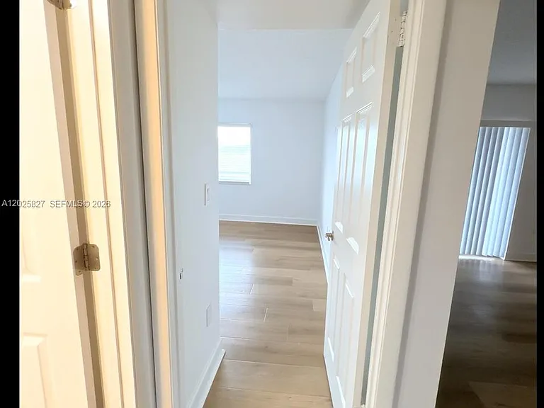 731 N Pine Island Rd #401 — Photo 15
