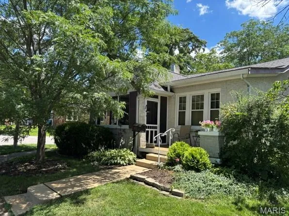524 Goethe Ave, Saint Louis, MO 63122