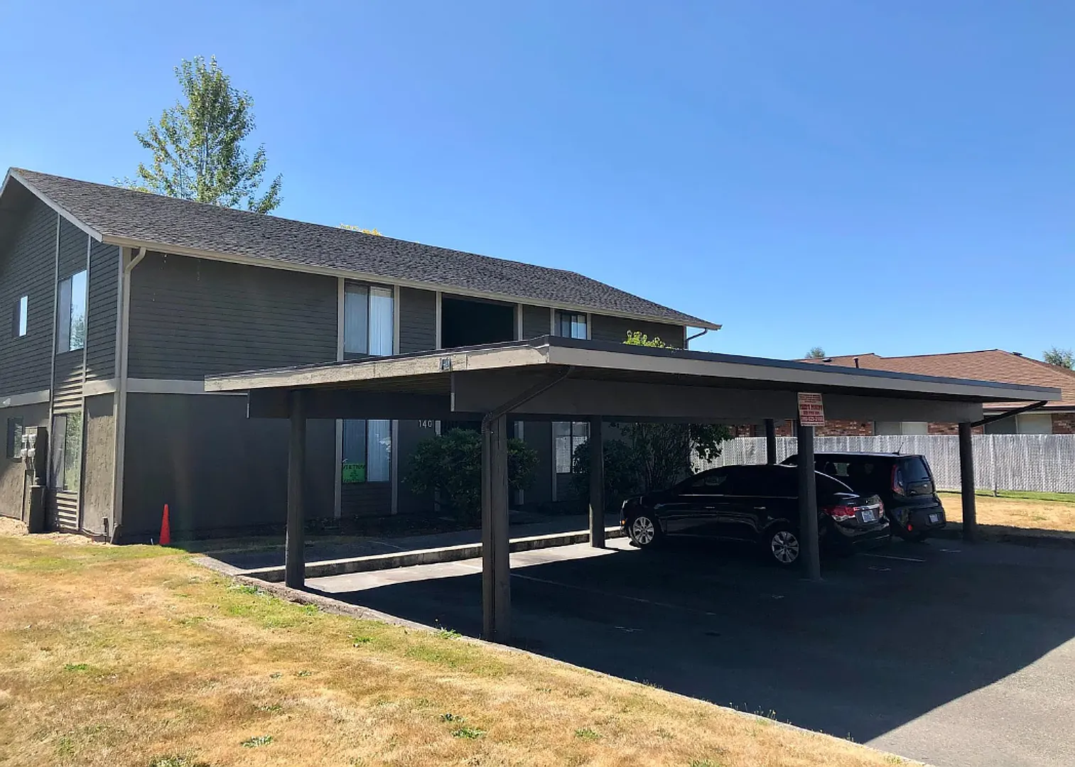 Cascade Terrace Apartments — Photo 2