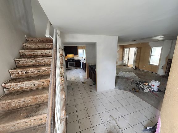 2nd image of 37641 Sandra Ln