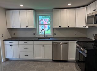 36 E Shore Rd #C, New Preston Marble Dale, CT 06777