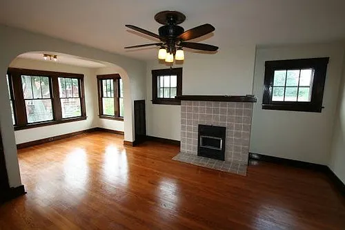 2 Bedroom Apartment Only 7 Minutes From Downtown - 4 Alternate Routes To Downtown With No Tunnels... — Photo 1