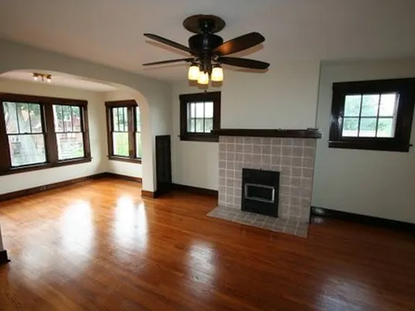 44 S Fremont Ave, Bellevue, PA 15202