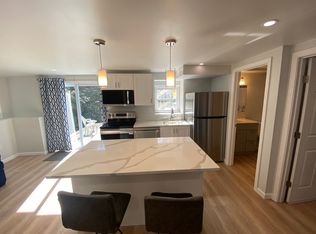 (Undisclosed Address), South Kingstown, RI 02879