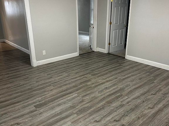 4th image of 1829 Spruce St