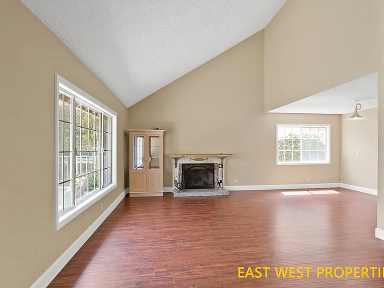 11186 Lavender Ave — Photo 5