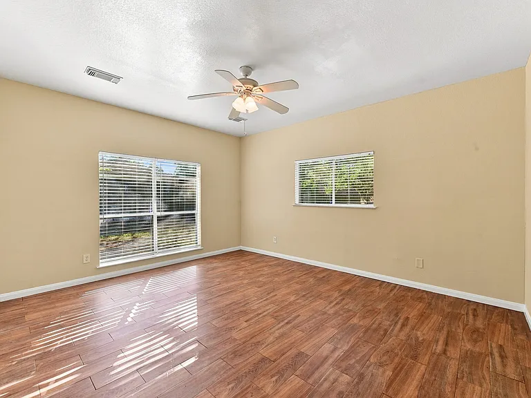 21503 Millhouse Cir — Photo 13