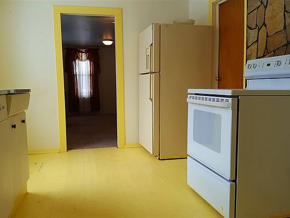4th image of 116 S Holland St