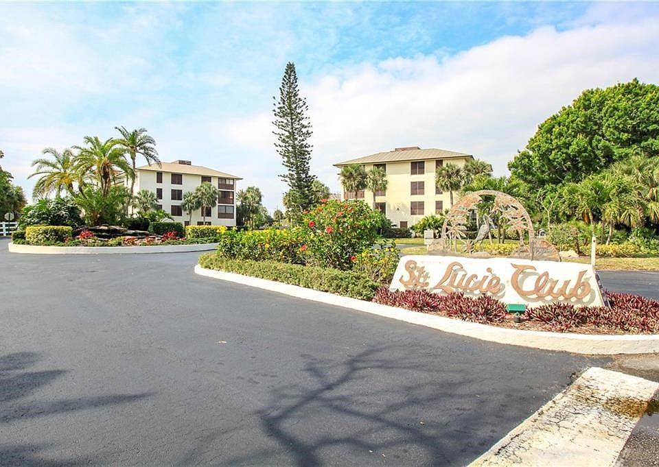 Entrance to complex from St. Lucie Boulevard