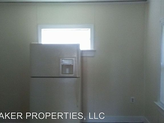 4th image of 106 E Parkwood Dr