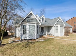 2003 Spring St, Grinnell, IA 50112