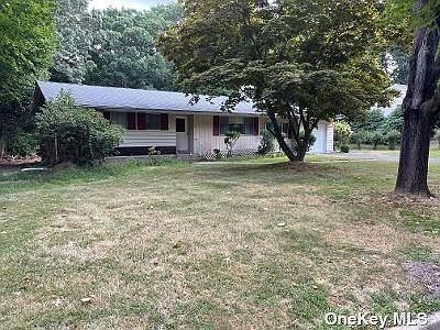 3rd image of 53 Whitewood Dr