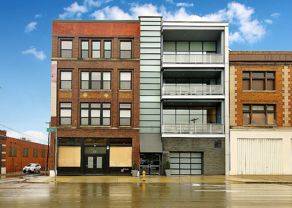 1st image of 225 N 4th St Suite 202